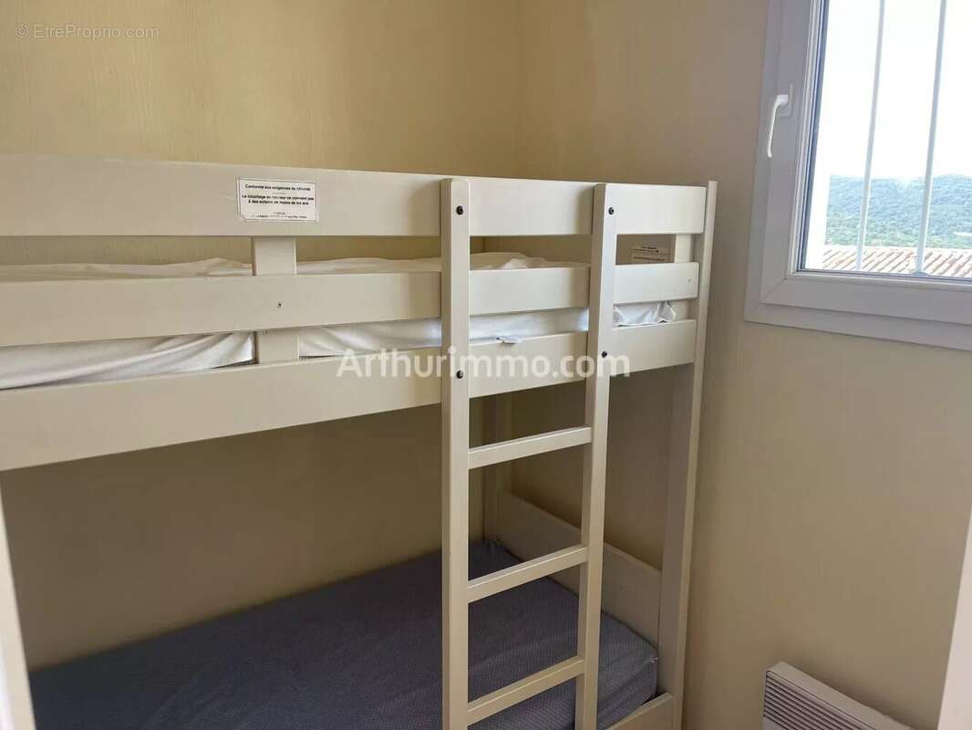 Appartement à GRIMAUD