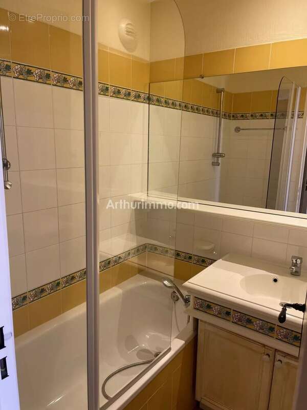 Appartement à GRIMAUD