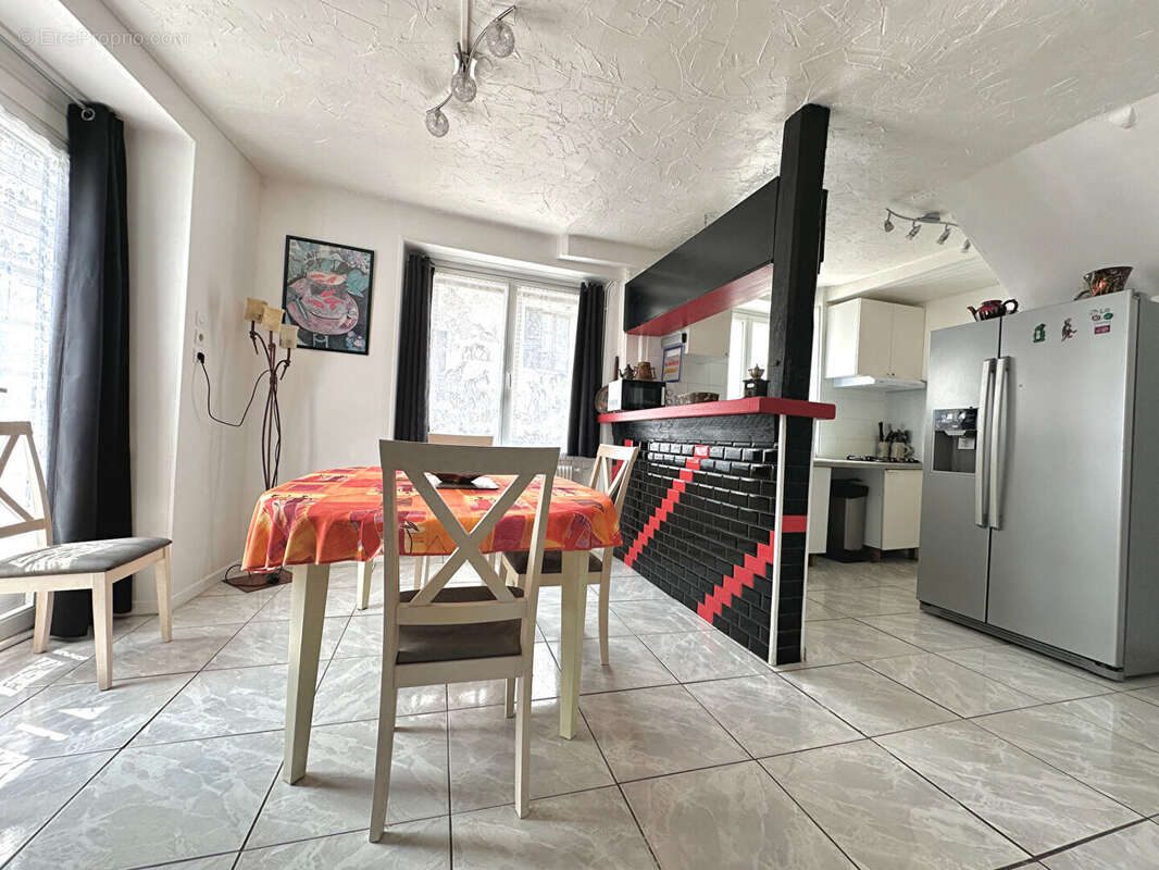 Maison à SOUPPES-SUR-LOING