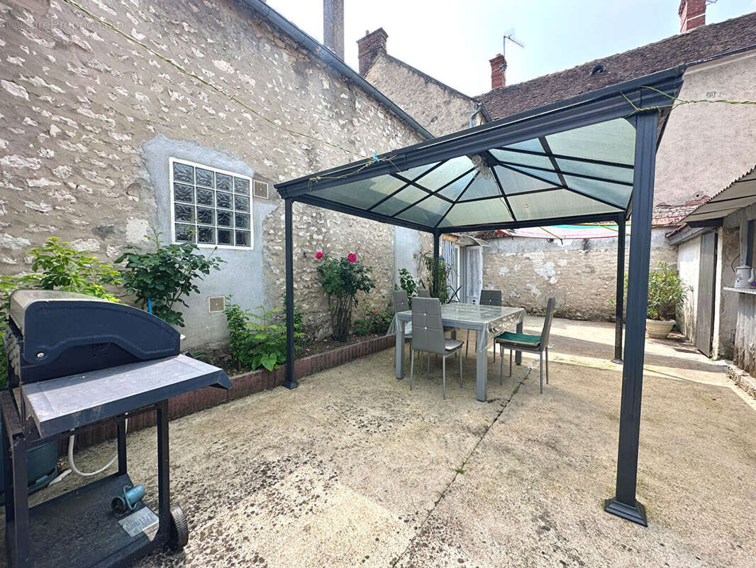 Maison à SOUPPES-SUR-LOING