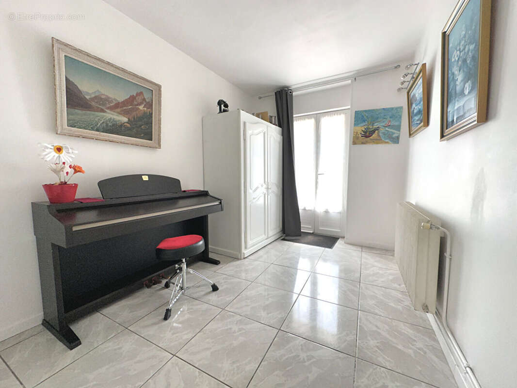 Maison à SOUPPES-SUR-LOING