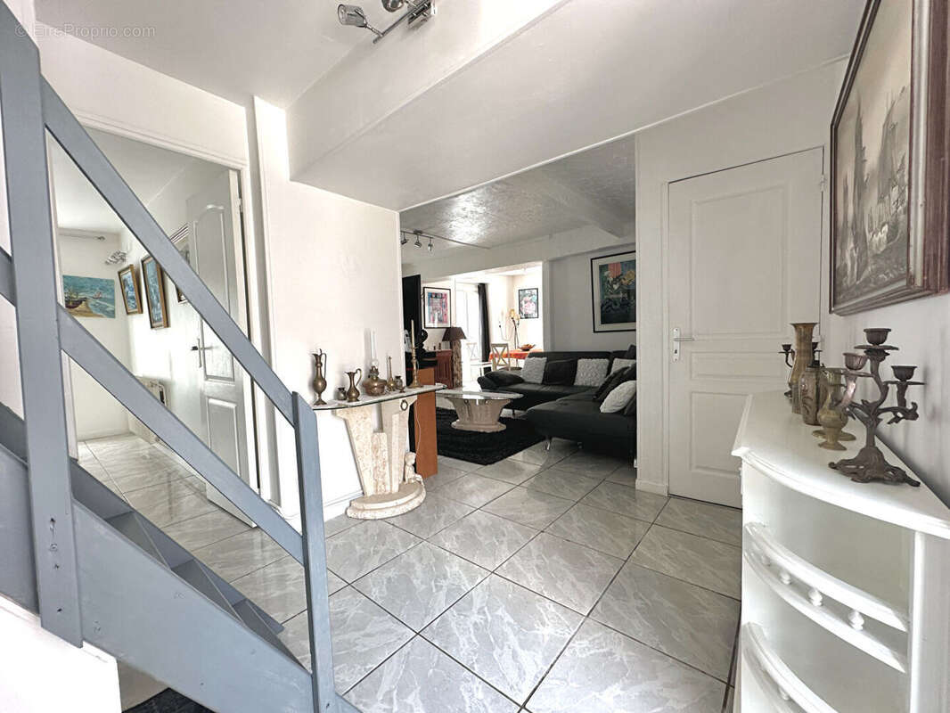 Maison à SOUPPES-SUR-LOING