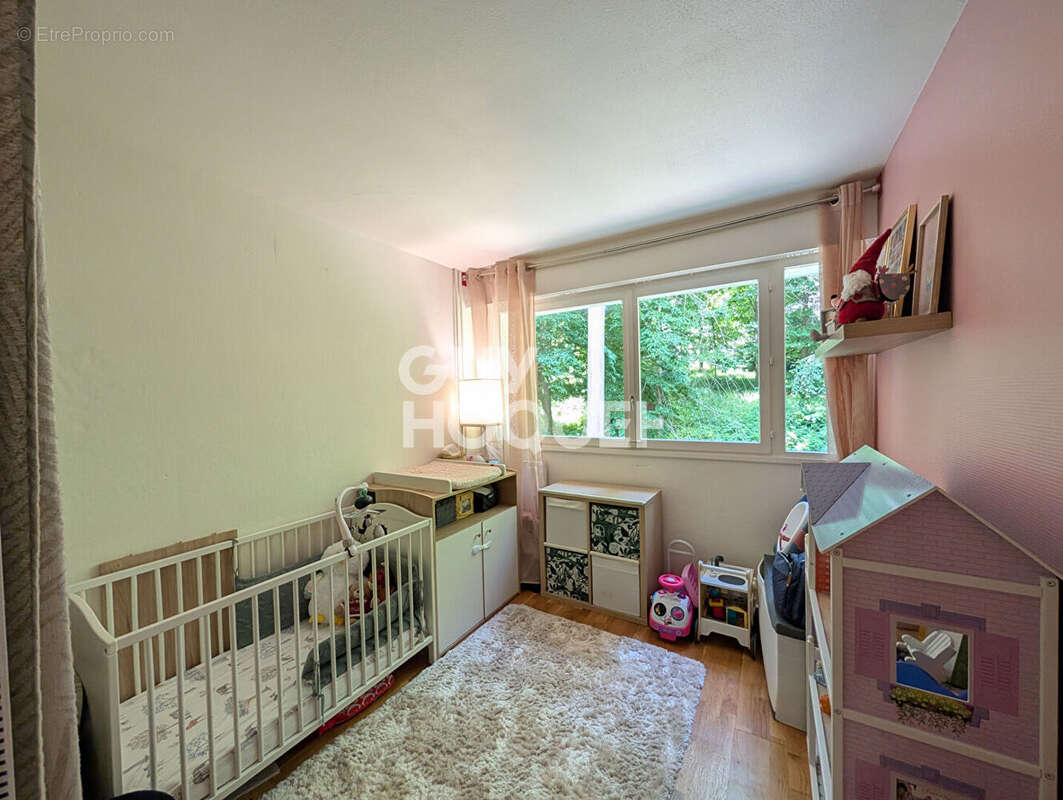 Appartement à L&#039;ETANG-LA-VILLE