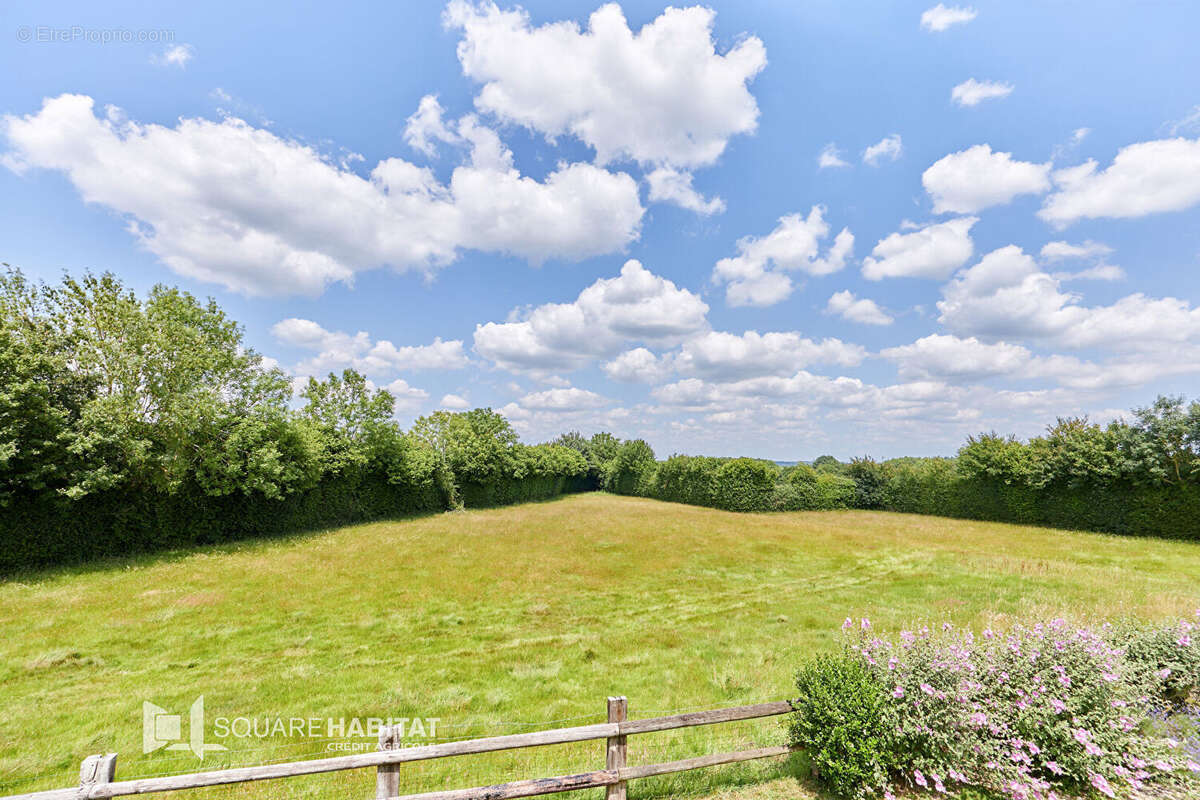 Maison à PONT-L&#039;EVEQUE