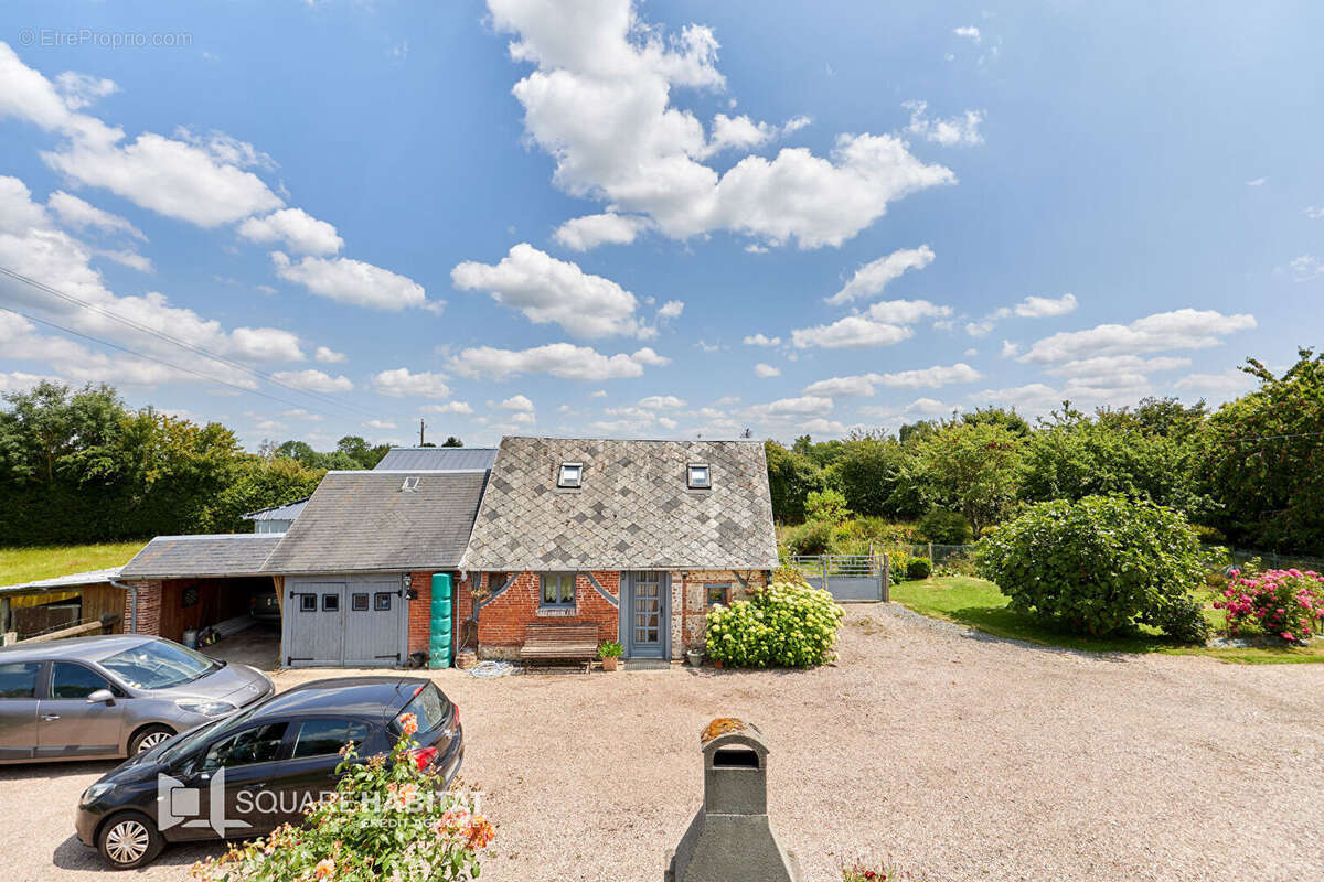 Maison à PONT-L&#039;EVEQUE