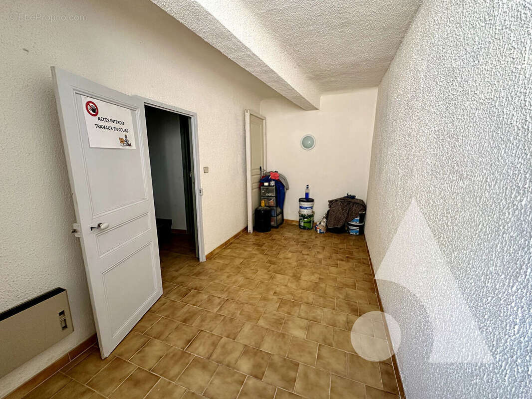 Appartement à REGUSSE
