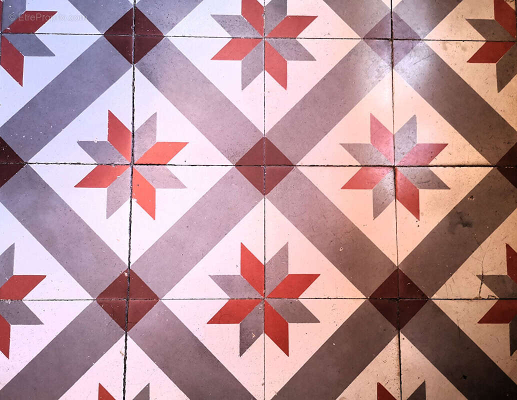 Maison à CHAMPROND-EN-GATINE