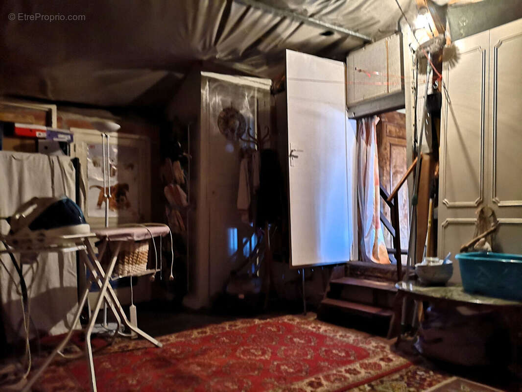 Maison à CHAMPROND-EN-GATINE