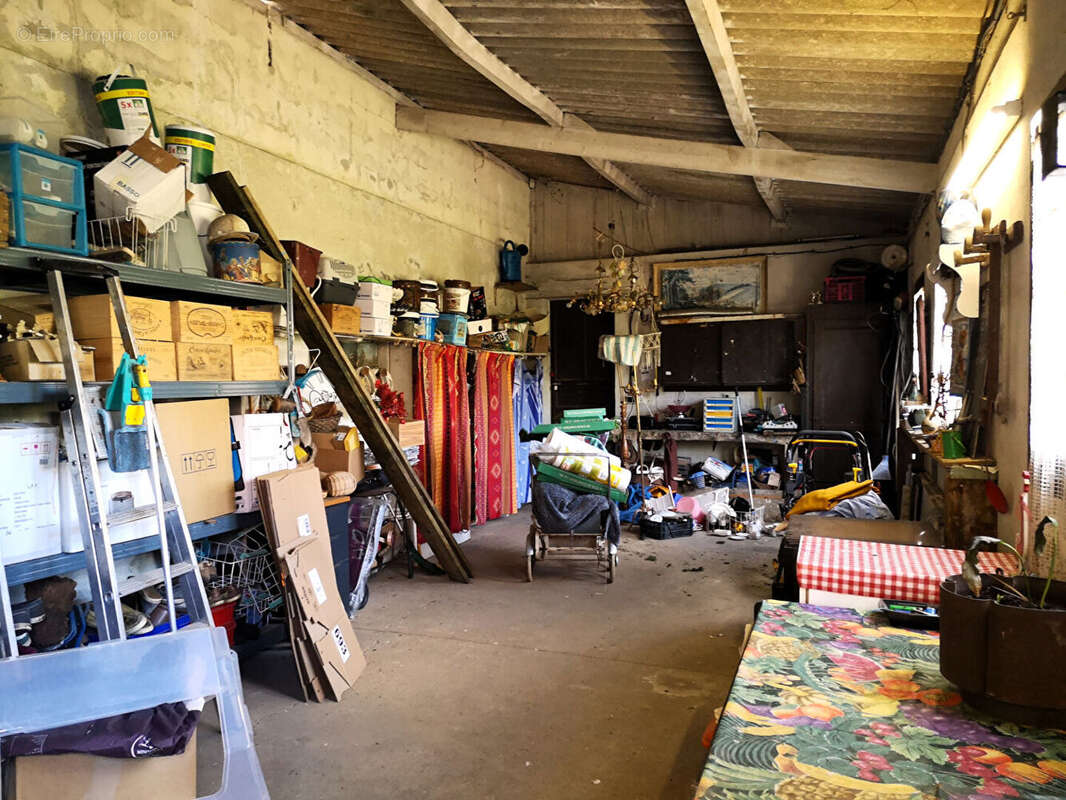 Maison à CHAMPROND-EN-GATINE