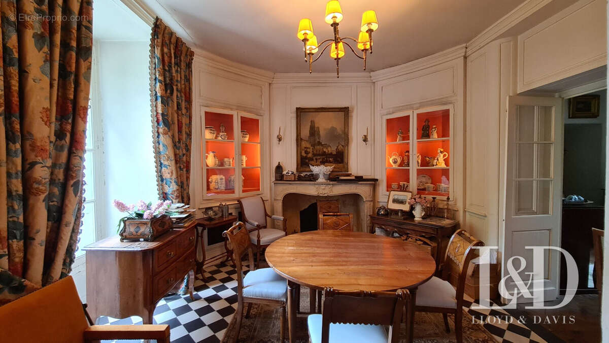 Maison à MILLY-LA-FORET