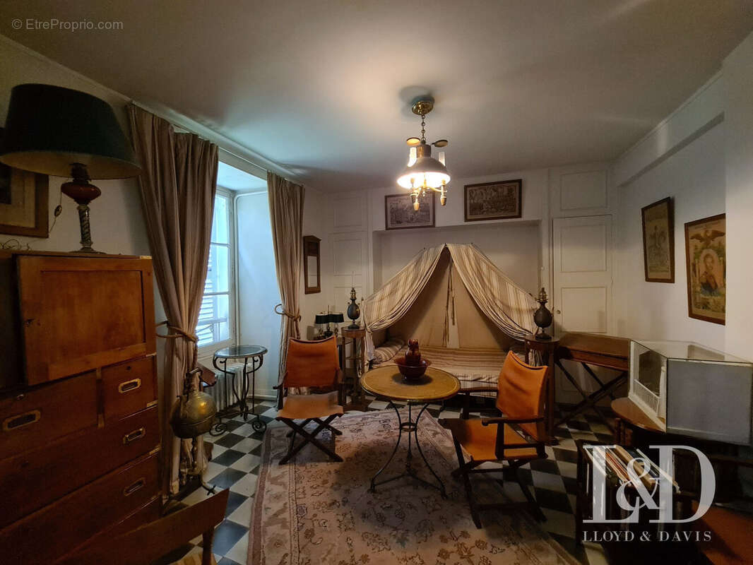 Maison à MILLY-LA-FORET