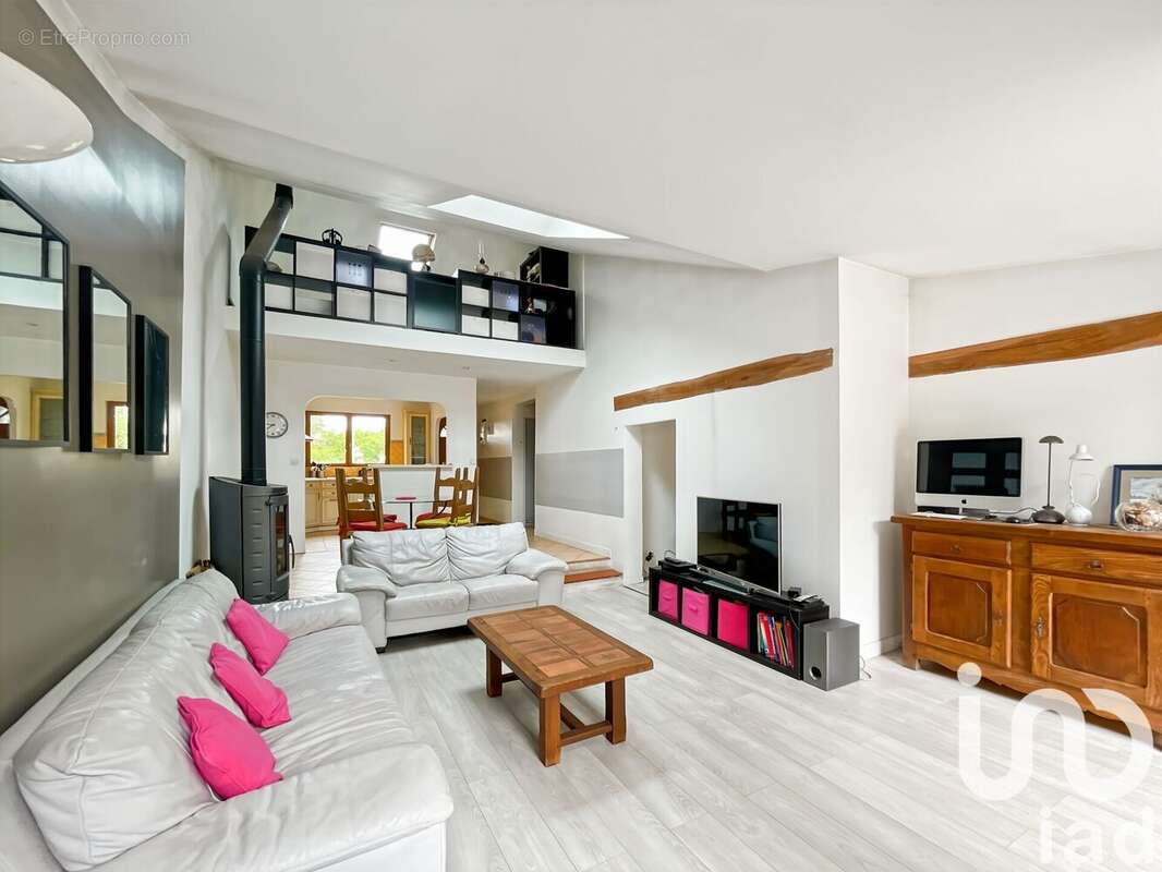 Photo 2 - Maison à MONTFERMEIL