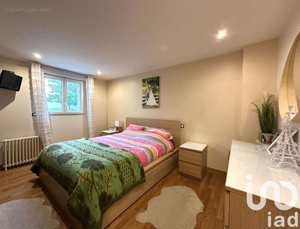 Photo 8 - Maison à PIERRELAYE