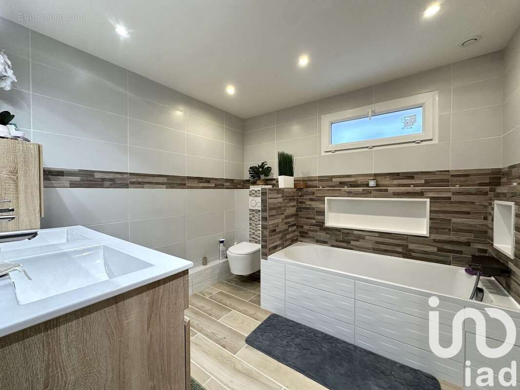 Photo 9 - Maison à PIERRELAYE