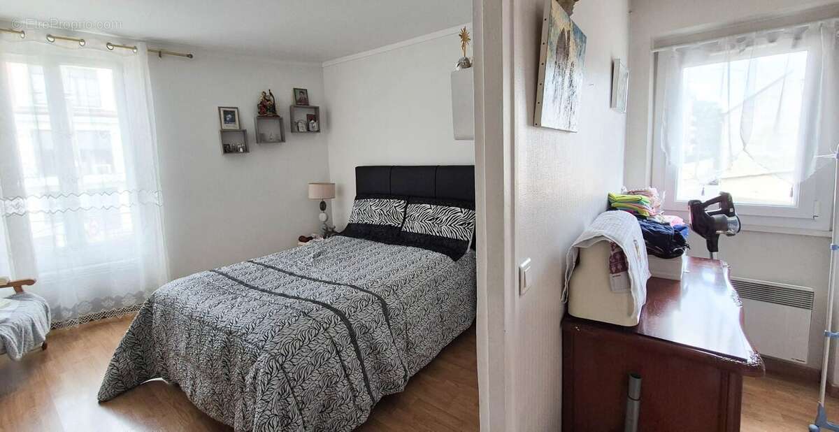 Maison à CHAMPS-SUR-MARNE