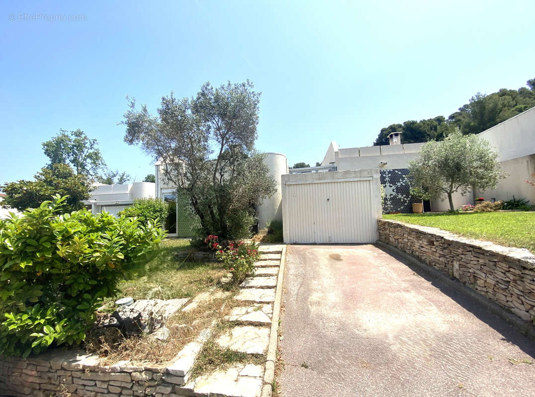 Maison à MARSEILLE-9E