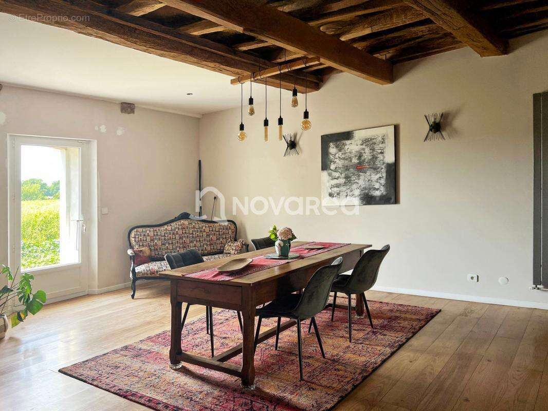 Maison à SAINT-MARTIN-DE-SEIGNANX