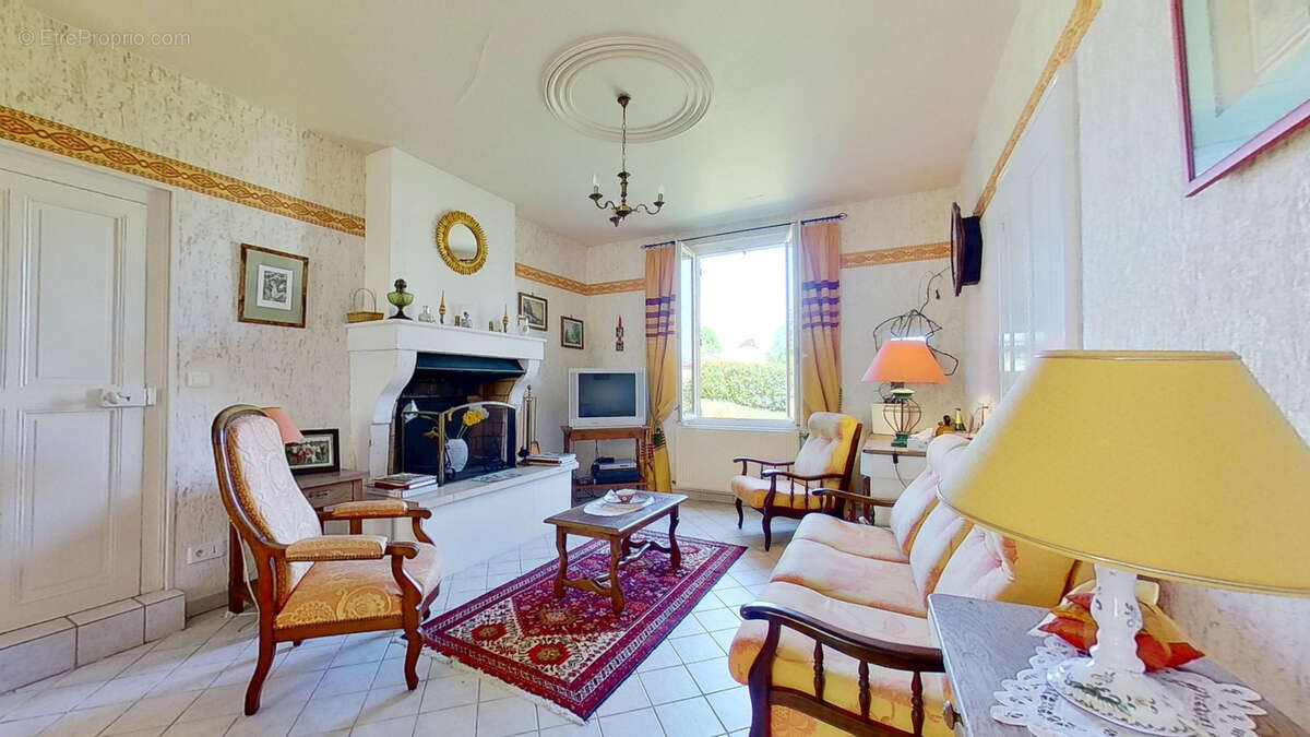 Maison à VILLOTTE-DEVANT-LOUPPY