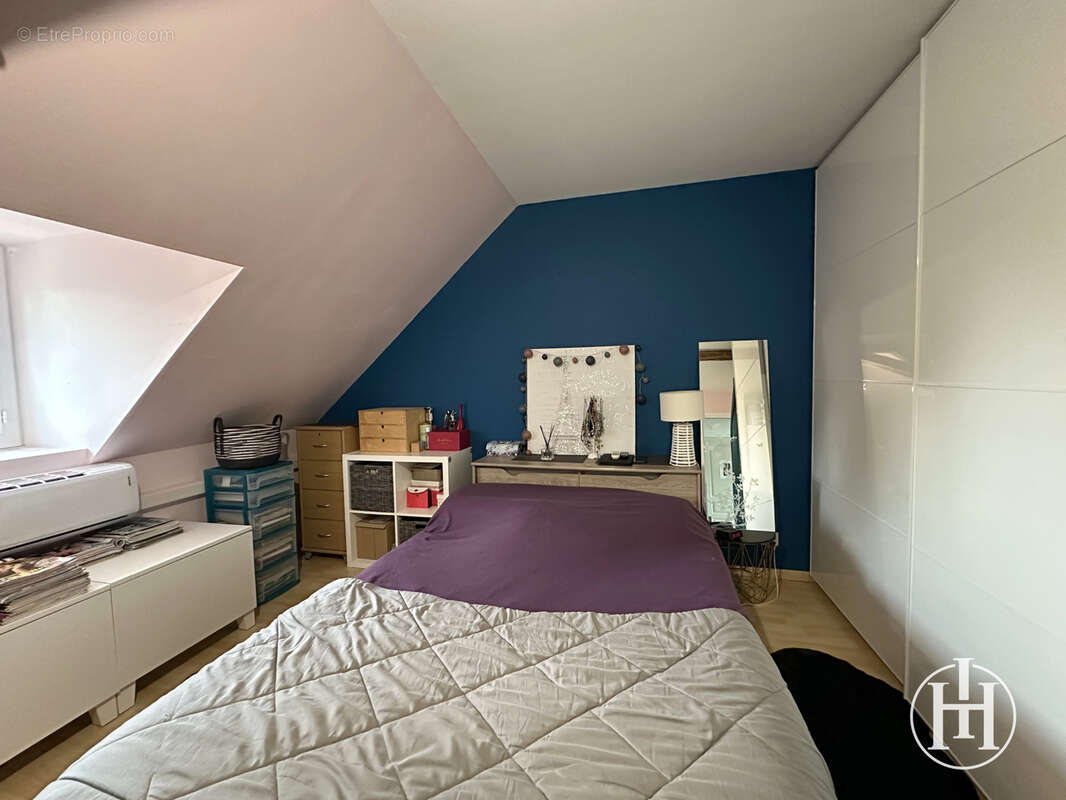 Maison à SAINT-PIERRE-LES-ETIEUX