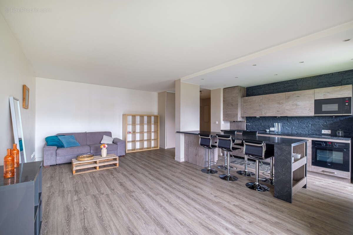 Appartement à TASSIN-LA-DEMI-LUNE