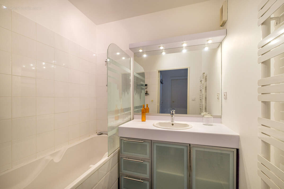 Appartement à TASSIN-LA-DEMI-LUNE