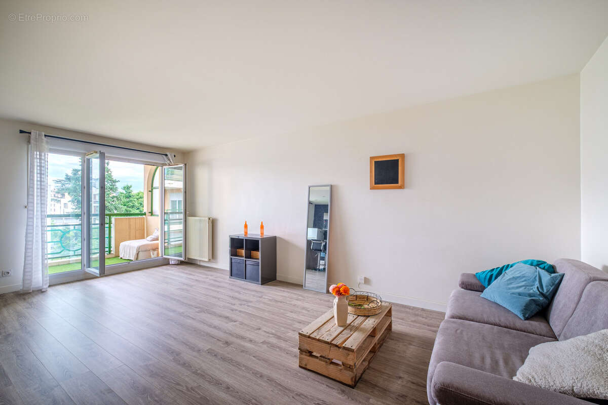 Appartement à TASSIN-LA-DEMI-LUNE