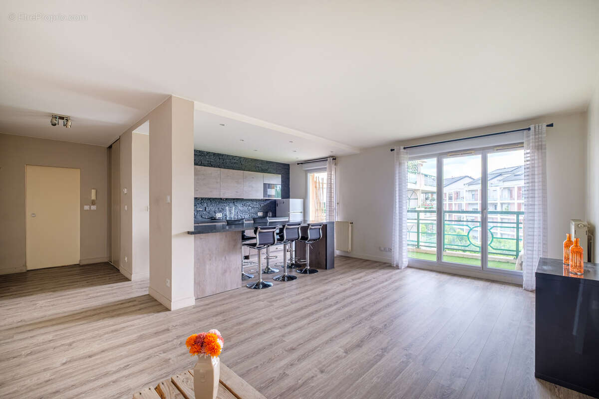 Appartement à TASSIN-LA-DEMI-LUNE