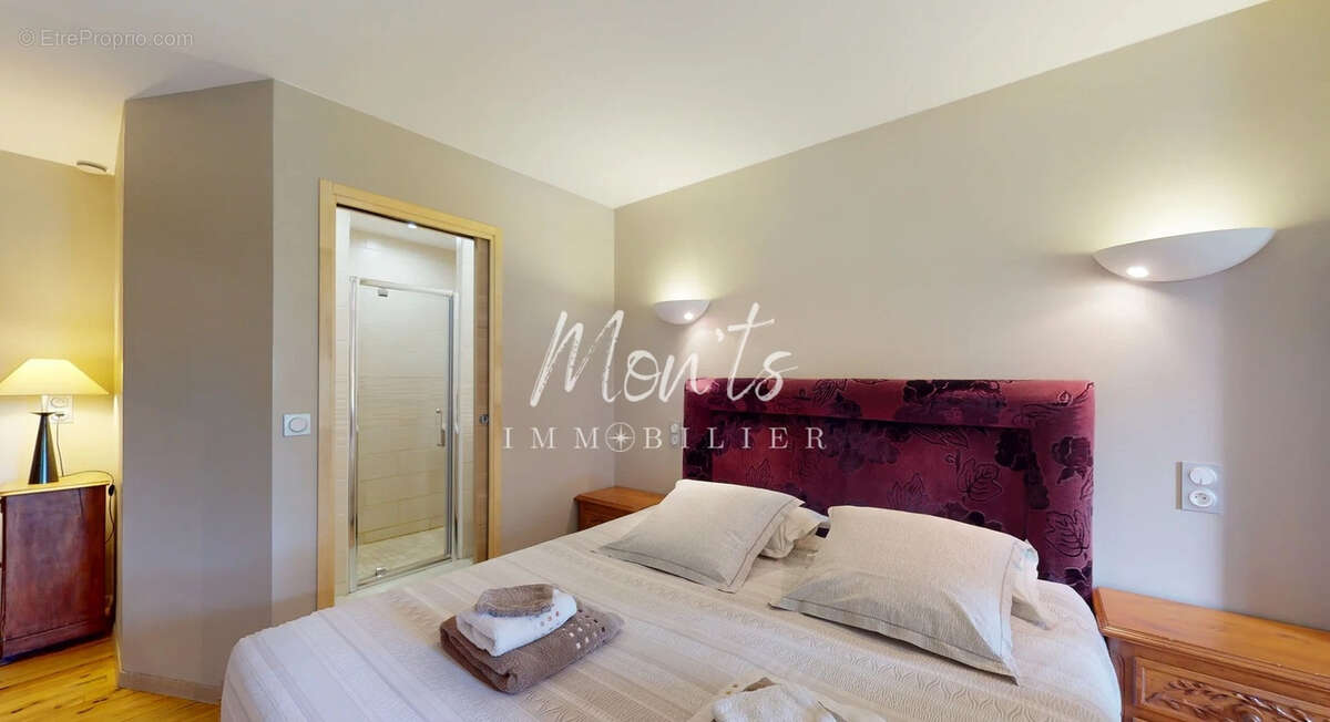 Maison à LES AVENIERES