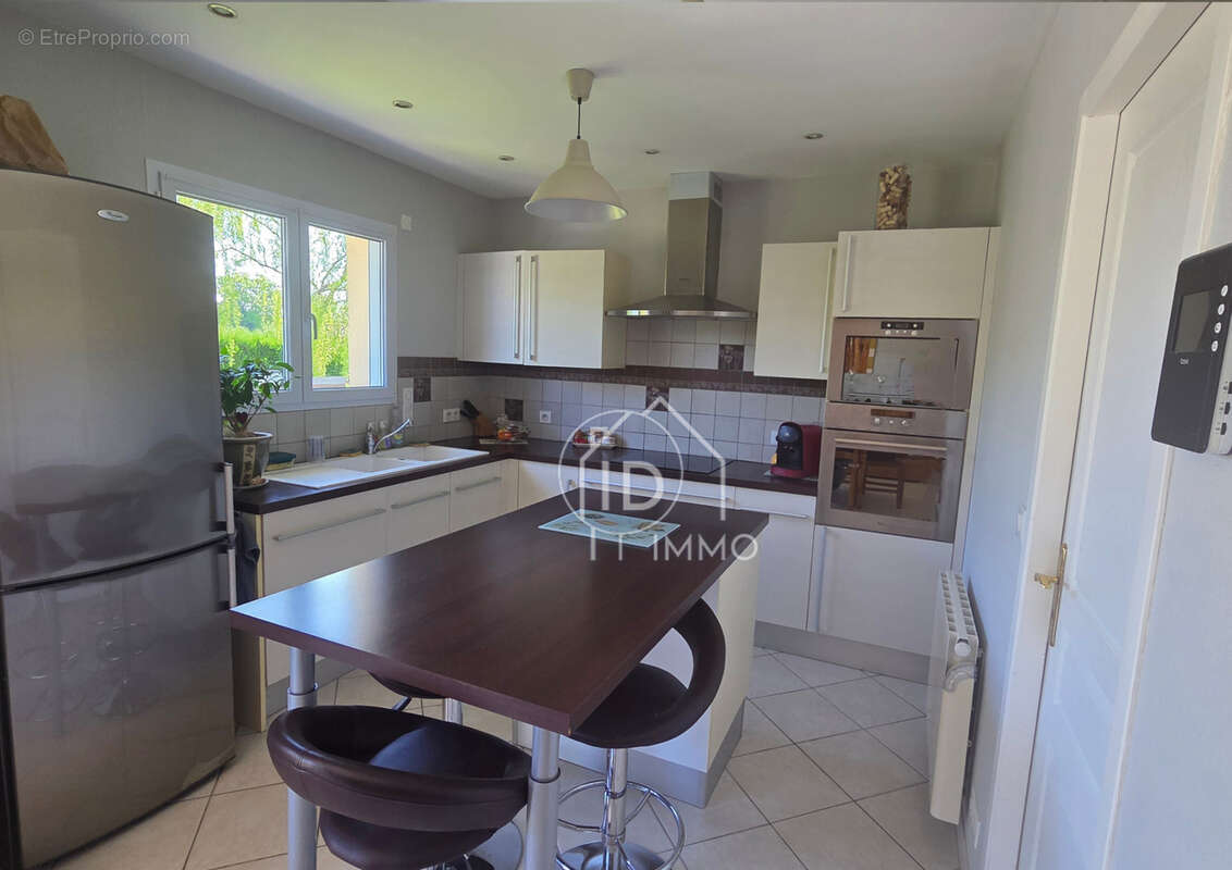 Maison à MONTPON-MENESTEROL