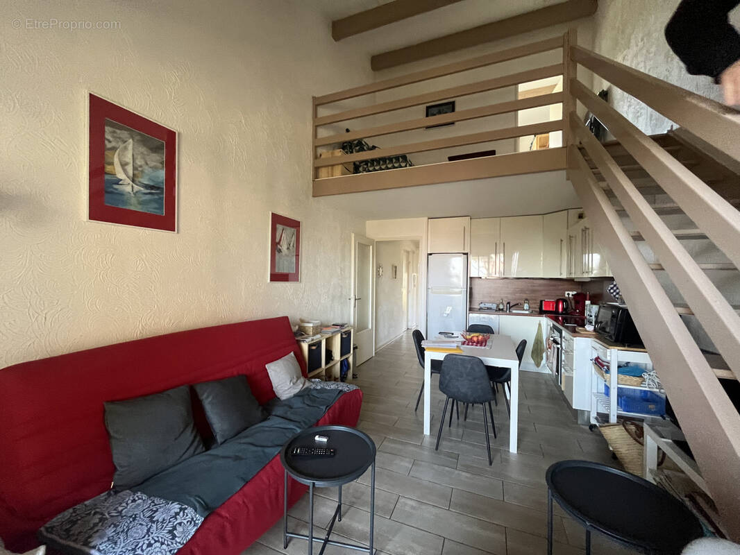 Appartement à FREJUS