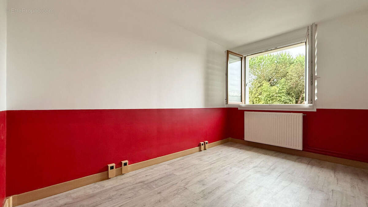 Appartement à CORBEIL-ESSONNES