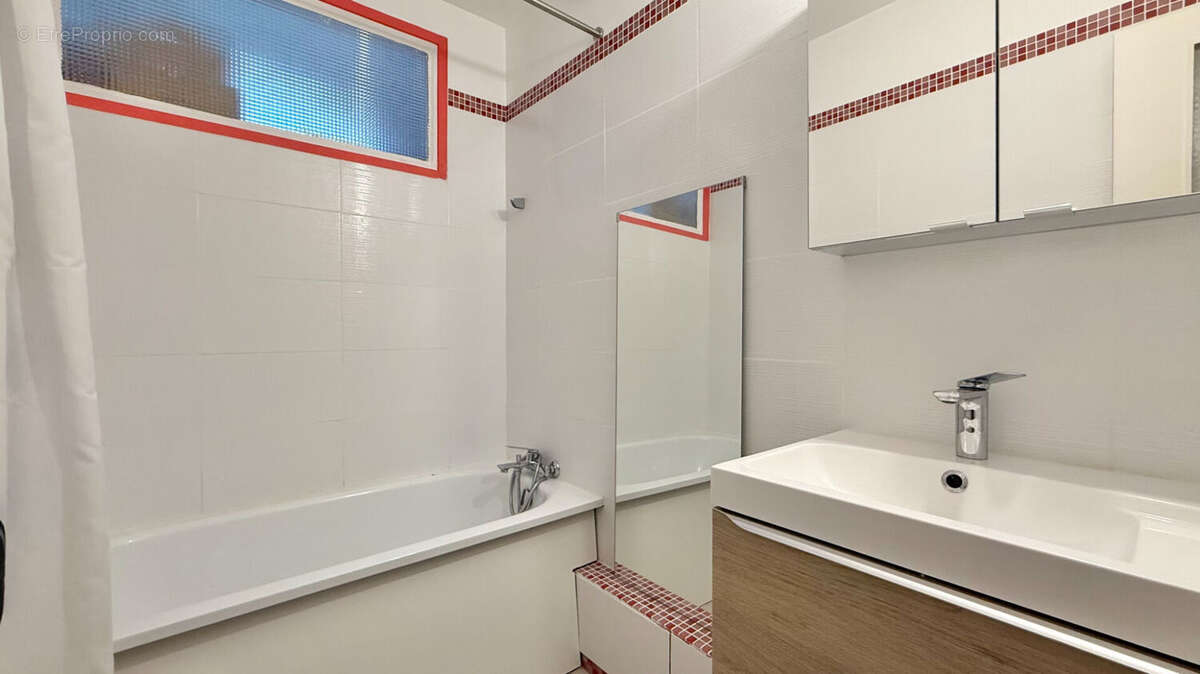 Appartement à CORBEIL-ESSONNES