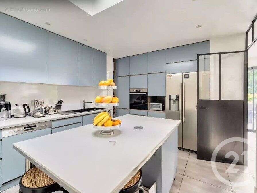 Maison à SAINT-MAUR-DES-FOSSES