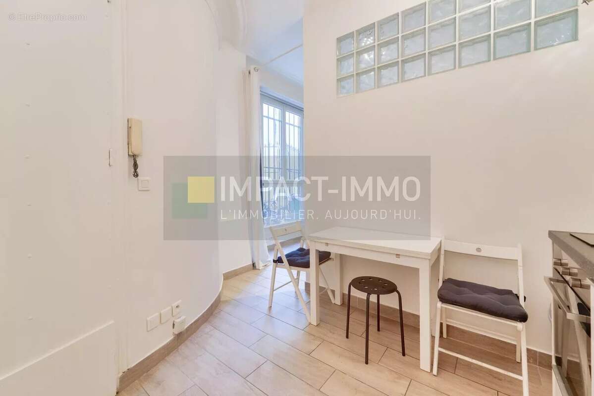 Appartement à PARIS-18E