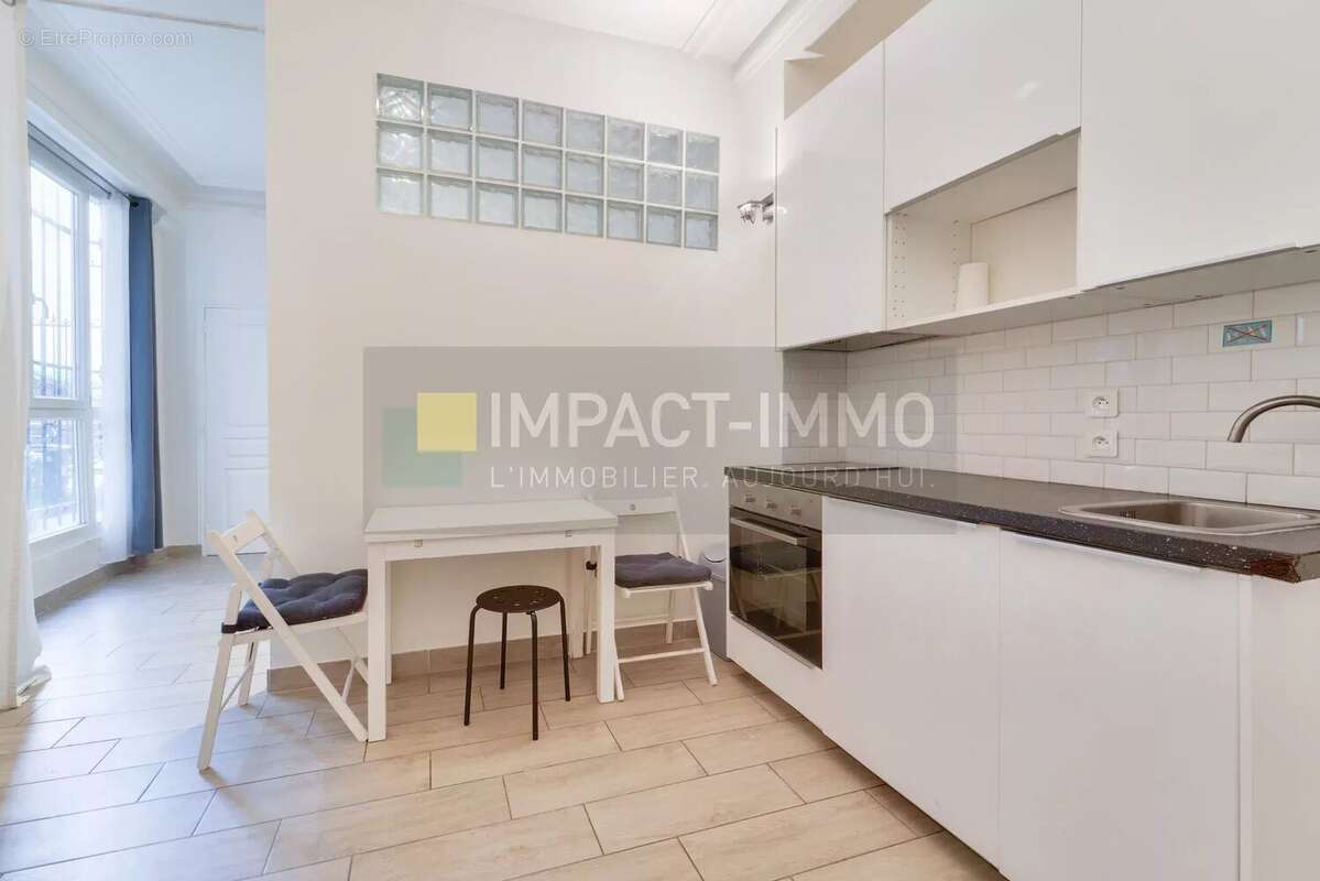 Appartement à PARIS-18E