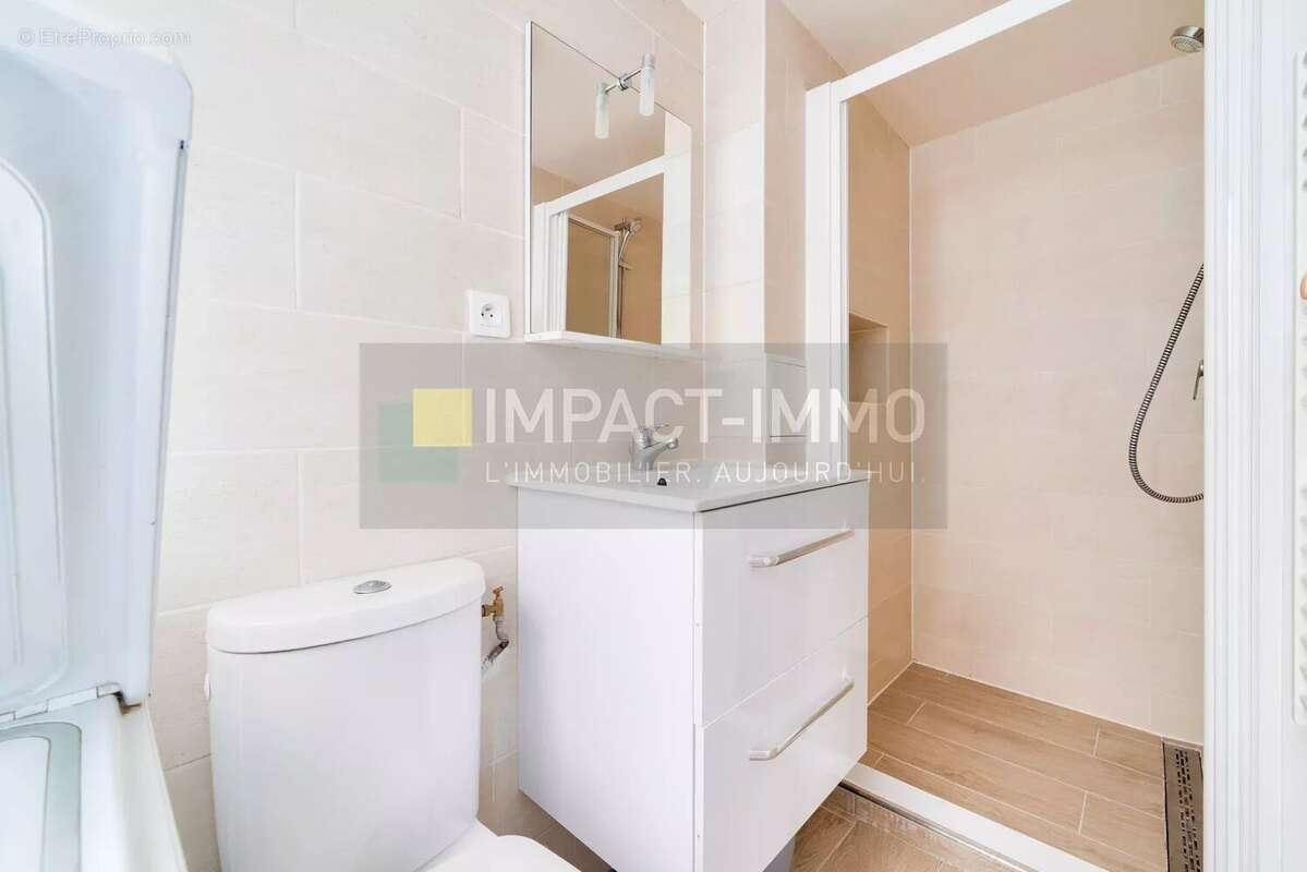 Appartement à PARIS-18E