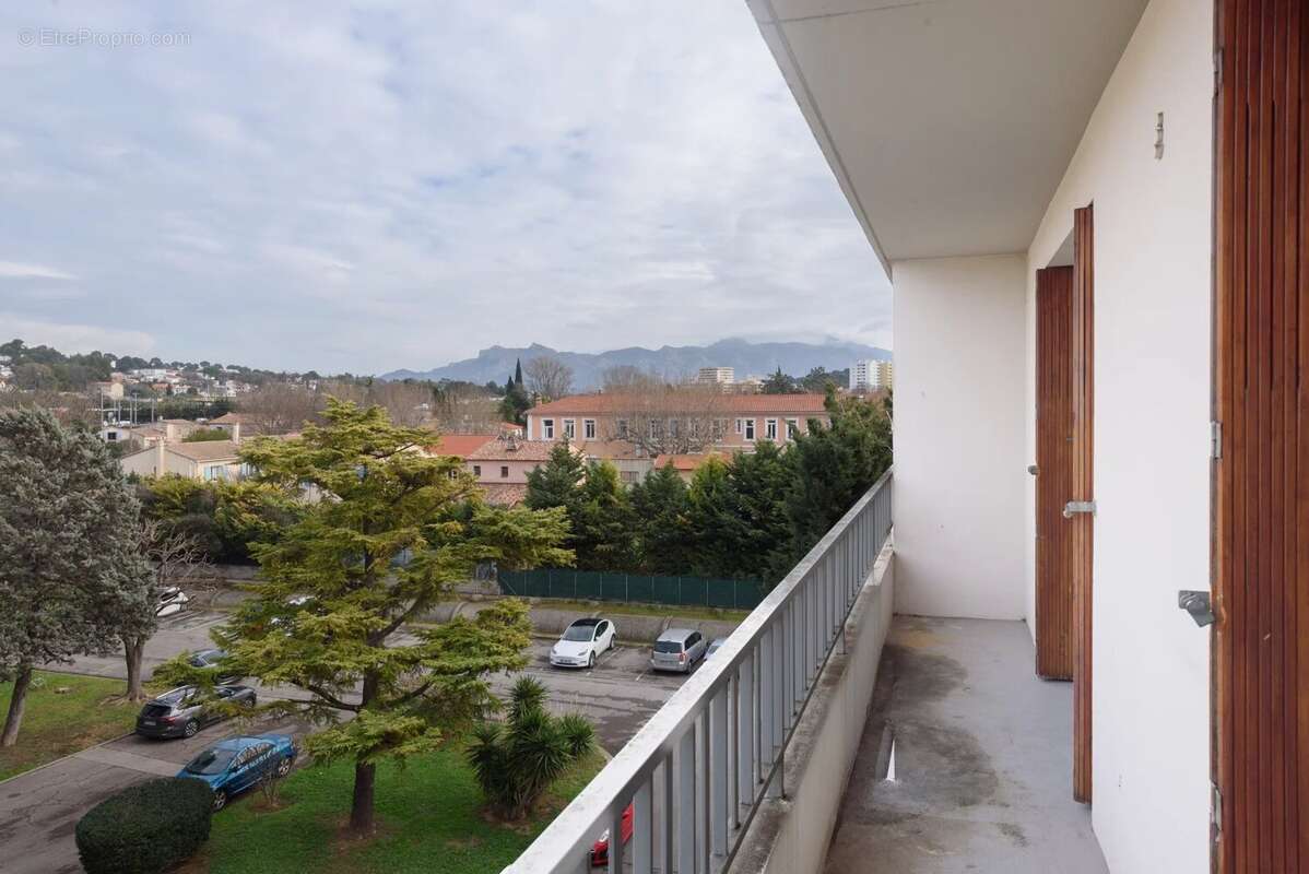 Appartement à AUBAGNE