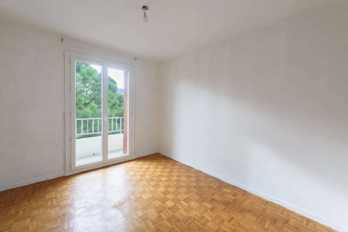 Appartement à AUBAGNE