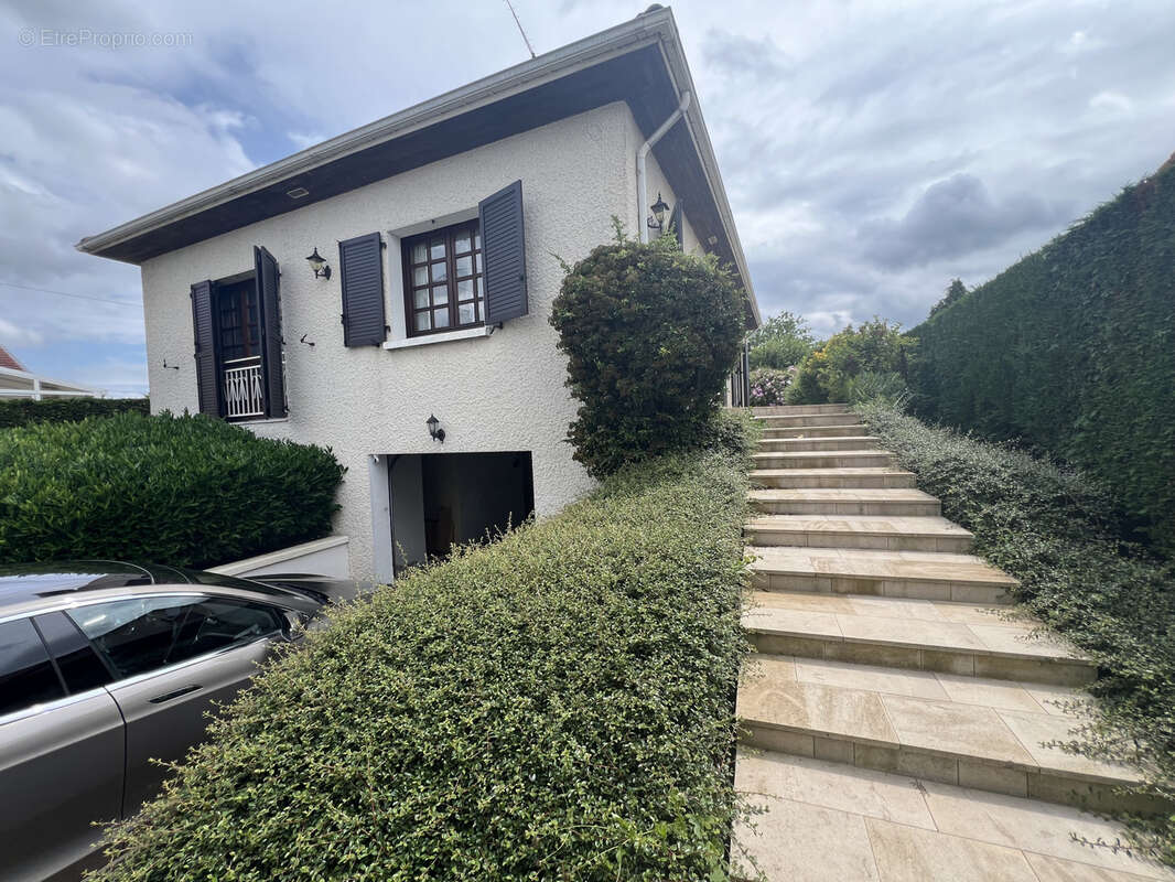 Maison à BLAINVILLE-SUR-L&#039;EAU