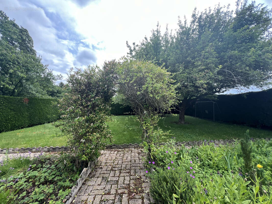 Maison à BLAINVILLE-SUR-L&#039;EAU