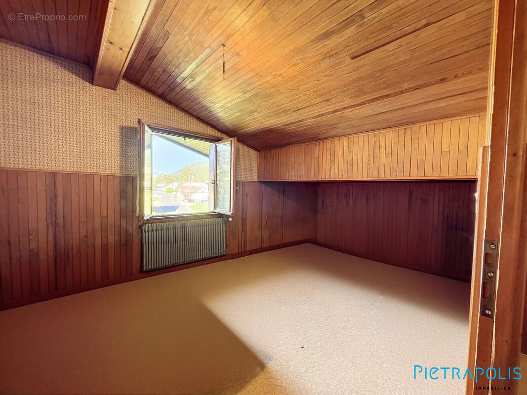 Appartement à LELEX