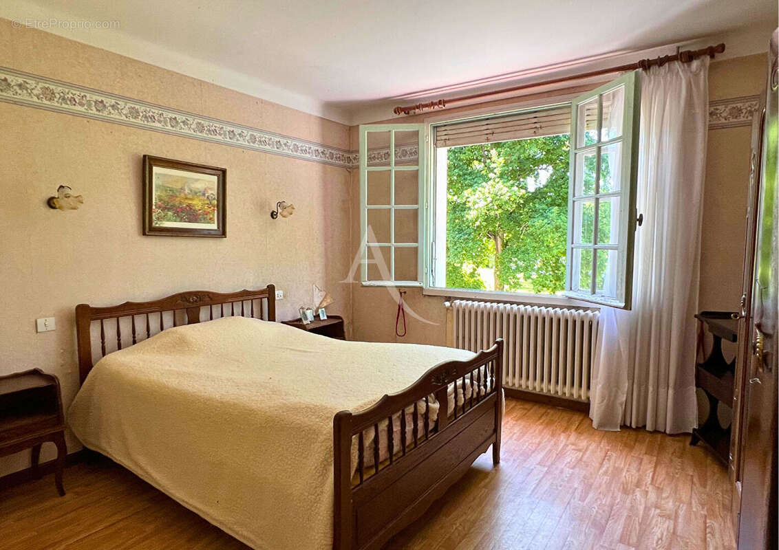 Maison à SAINT-URBAIN