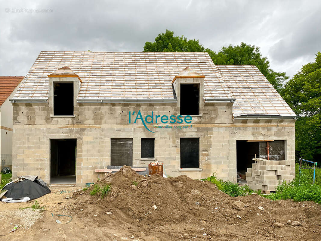 Maison à SERAINCOURT