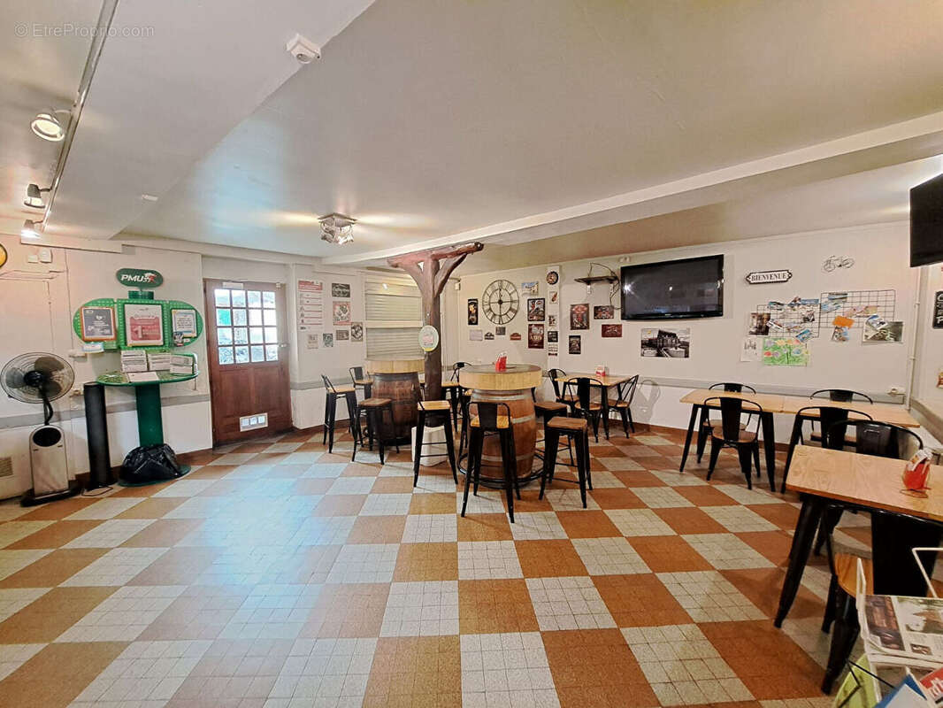 Commerce à GUERVILLE