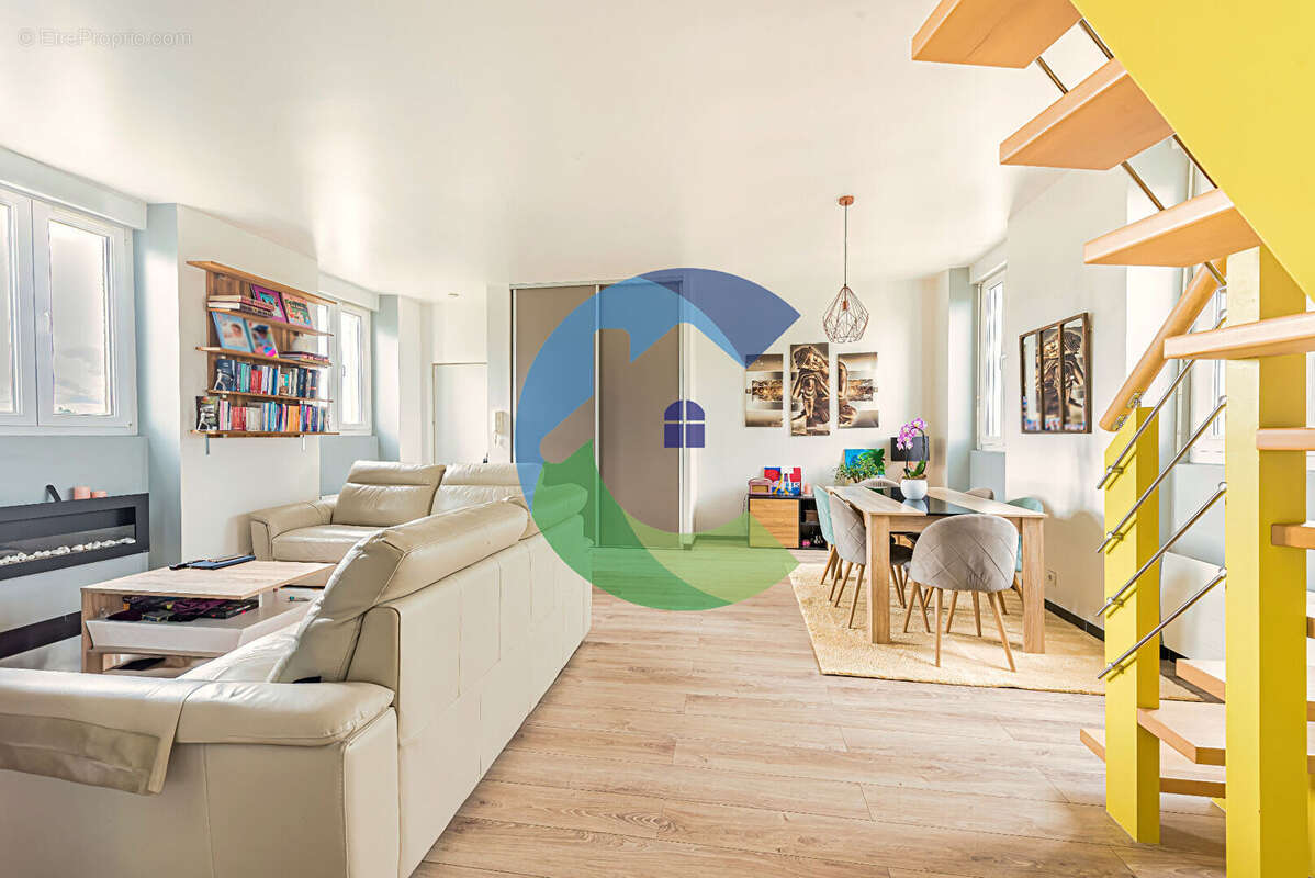 Appartement à BALLAINVILLIERS