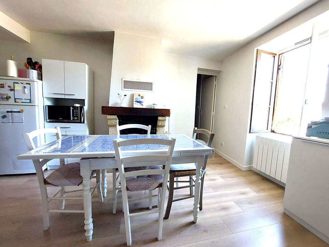 Maison à LE BOIS-D&#039;OINGT