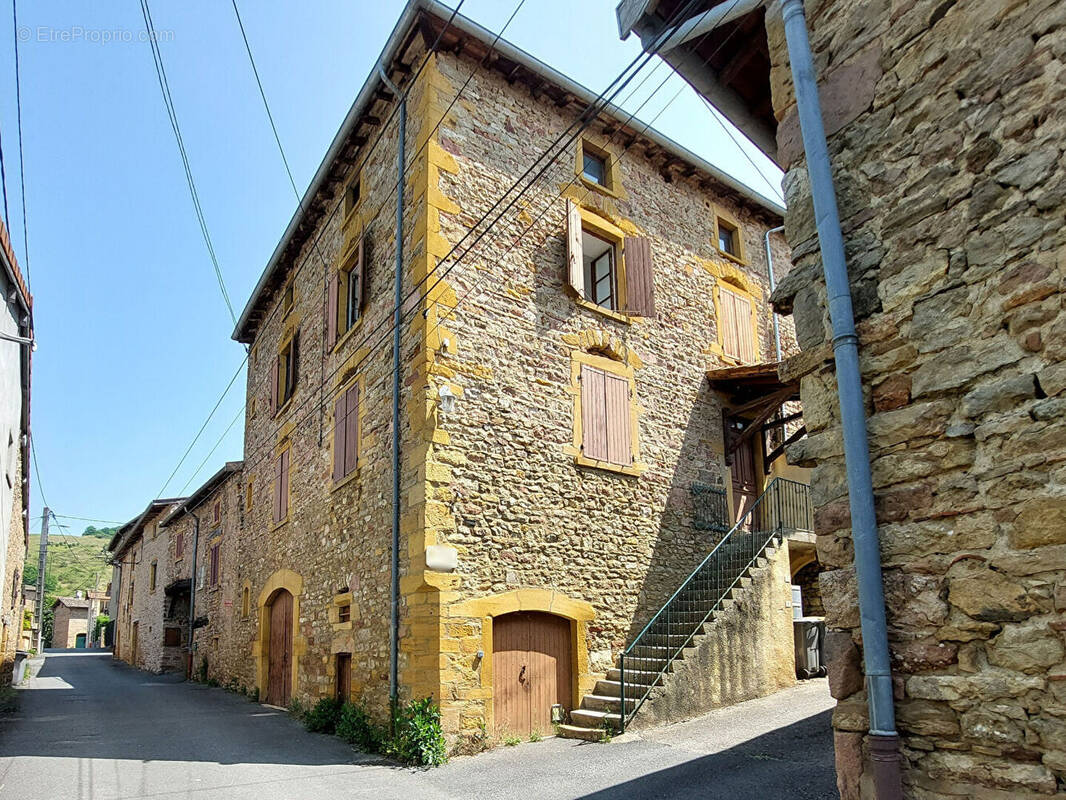 Maison à LE BOIS-D&#039;OINGT