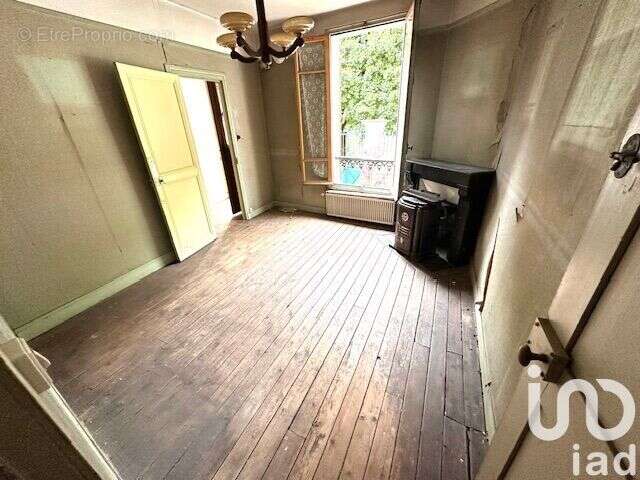 Photo 4 - Maison à SAINT-MAUR-DES-FOSSES