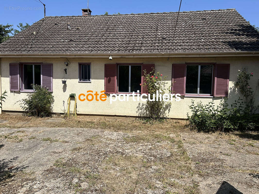 Maison à VILLENEUVE-LE-ROI