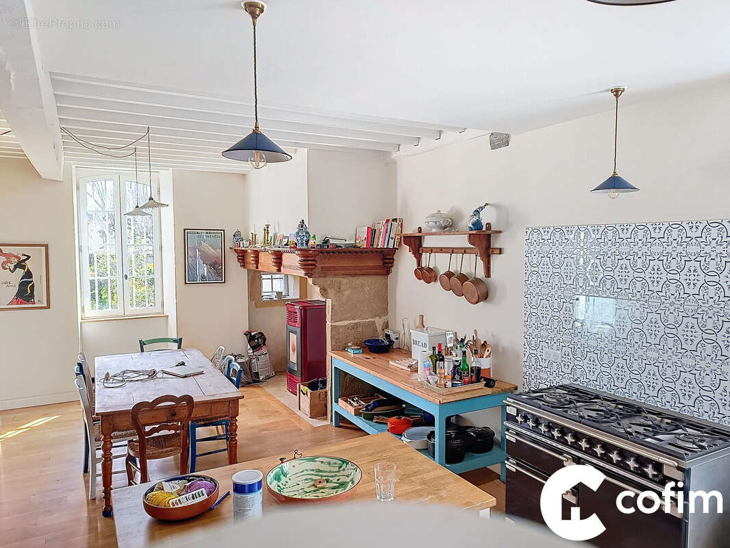 Maison à BRUGES-CAPBIS-MIFAGET